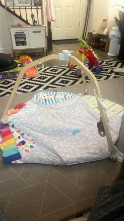 Love Every baby gym