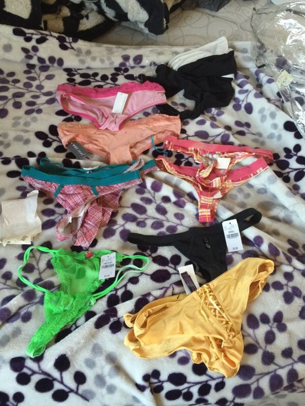 Wet seal thongs for Sale in San Diego, CA - OfferUp