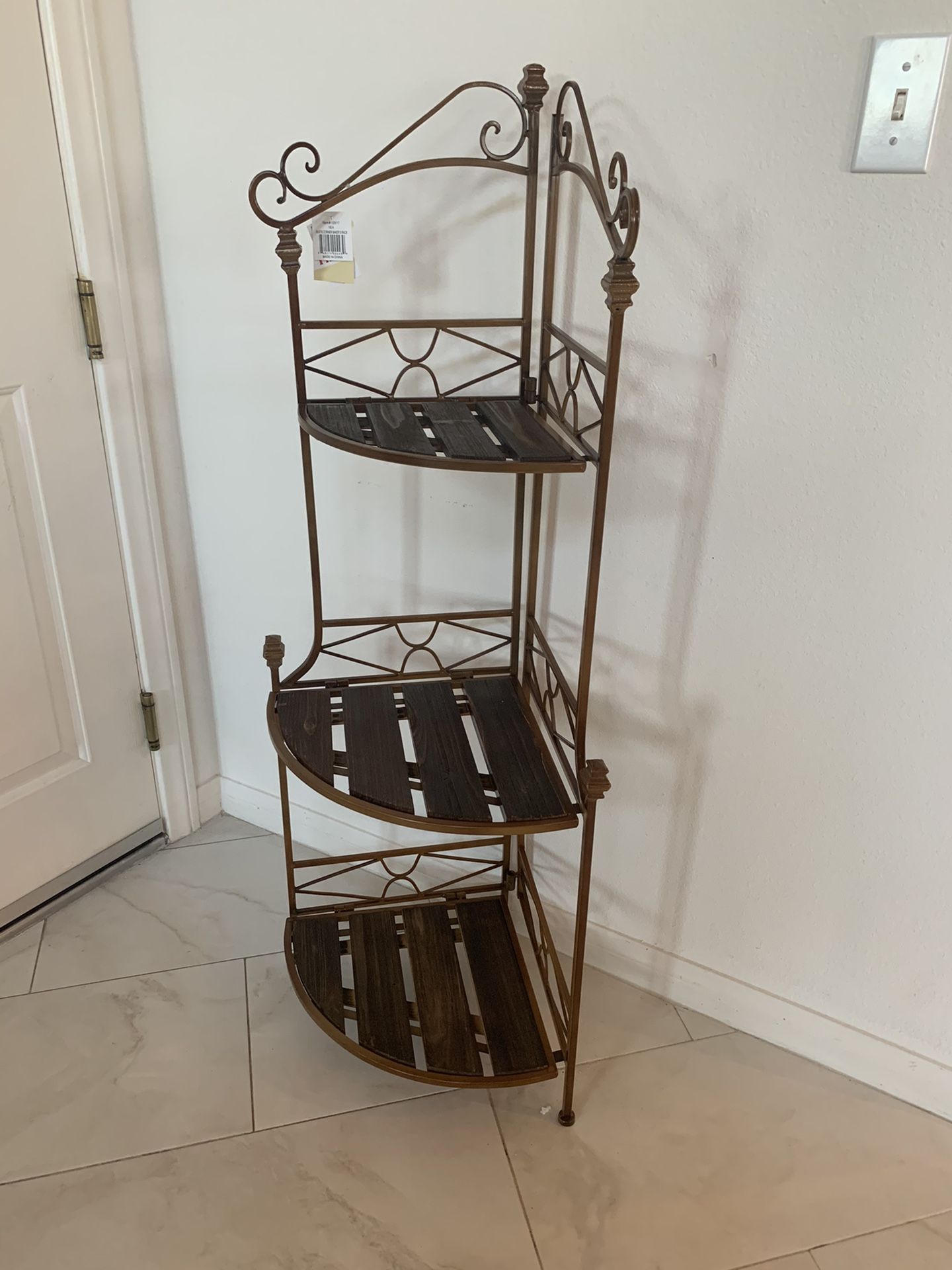 Rustic corner baker’s rack $50