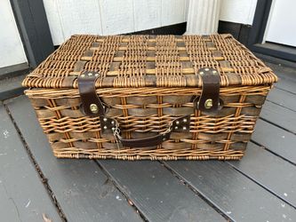Wicker Picnic Basket with Leather Straps