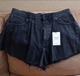 Forever 21 Black Denim Cut-Off Shorts size 28