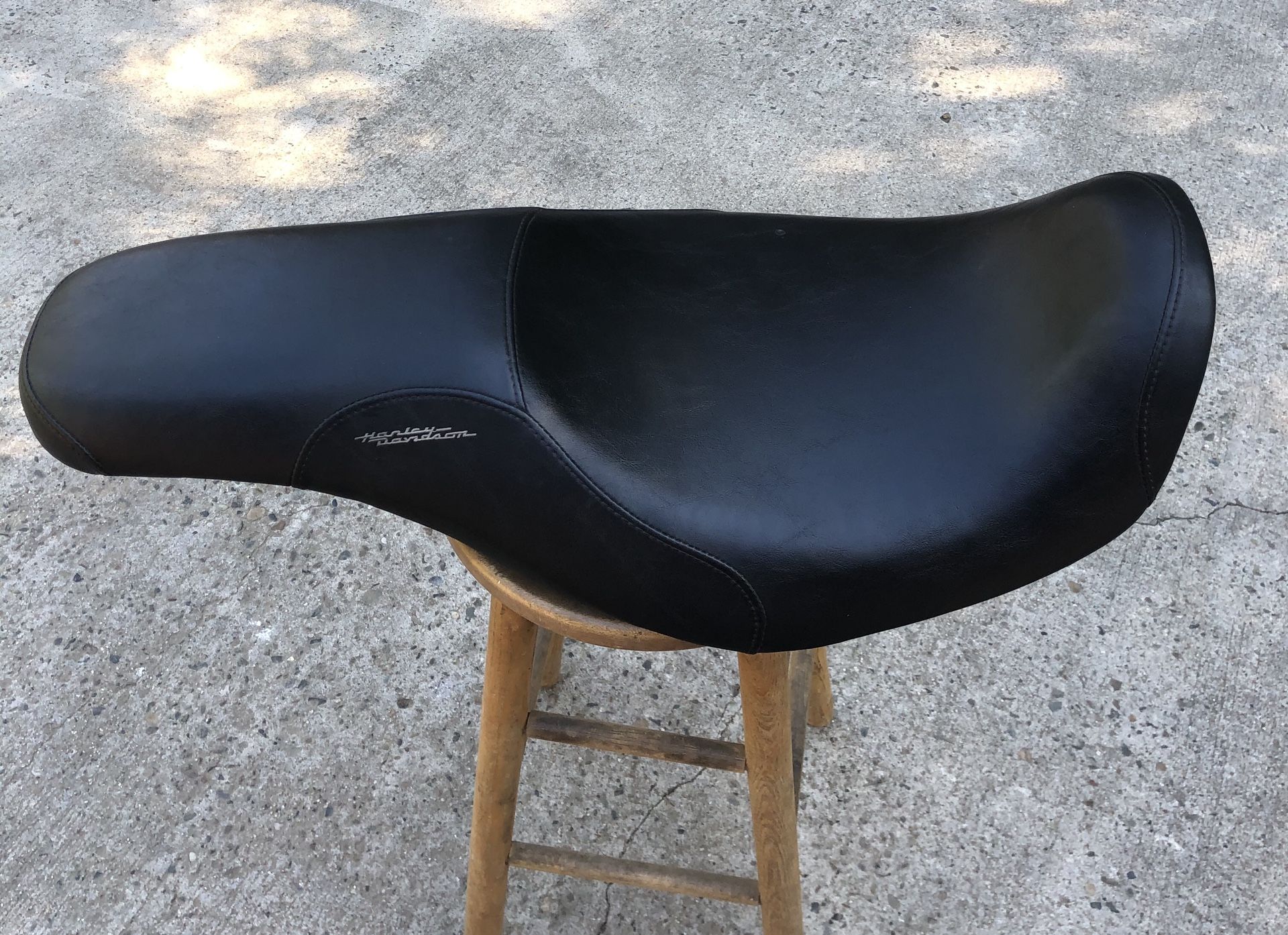 HARLEY DAVIDSON 2013 FXDB DYNA SEAT