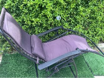 Sports Infinity Reclining Zero Gravity collapsible Chair Easily Transport and Relax wherever you Go