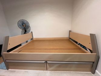 Full bed frame