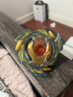 Hasbro Valkryie Beyblade