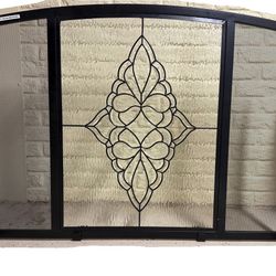 New Plow & Hearth Fireplace Screen