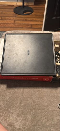 Flat digital antenna, RCA