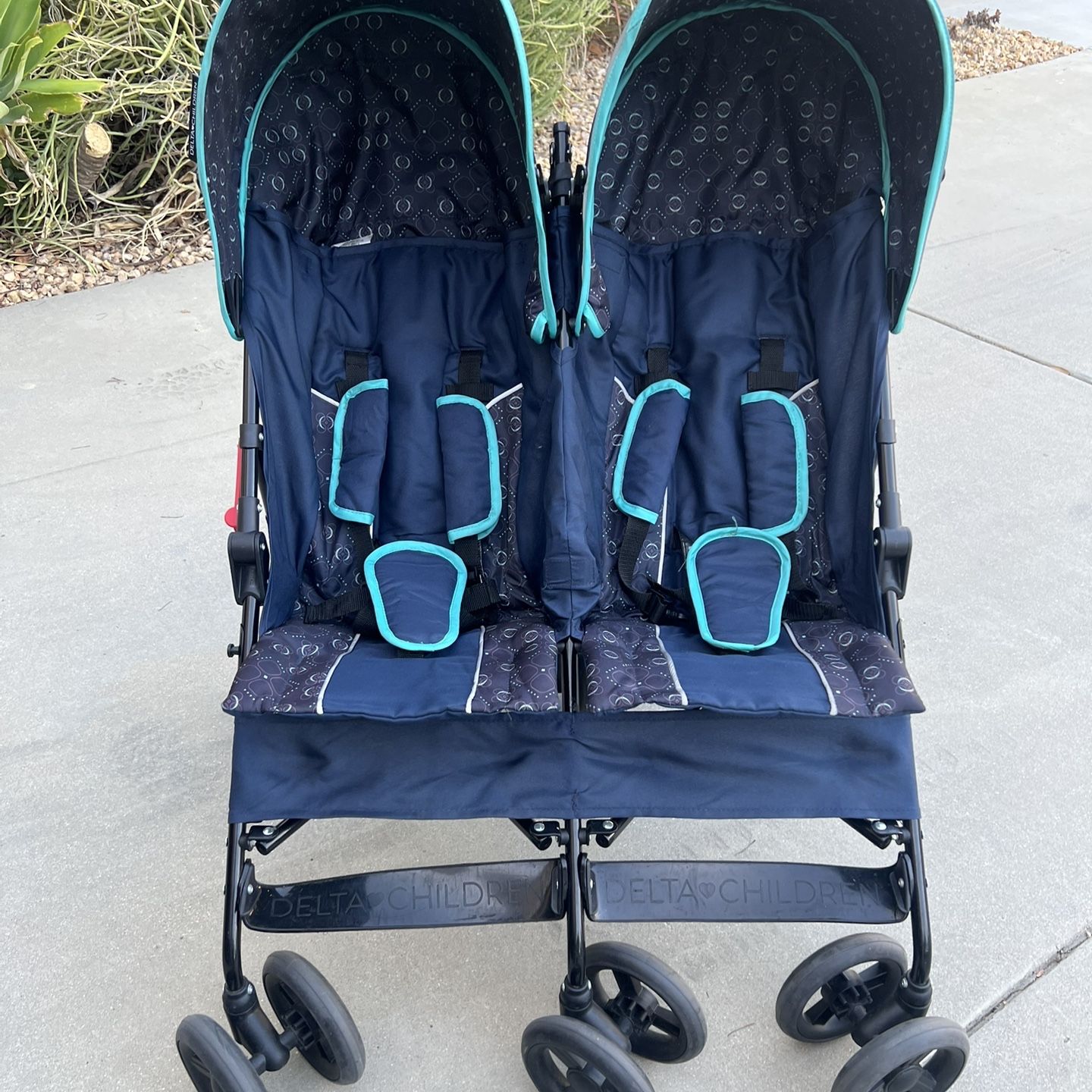 Delta Children LX Side by Side Double Stroller - with Recline, Storage &  Compact Fold, Night Sky for Sale in Santa Clarita, CA - OfferUp