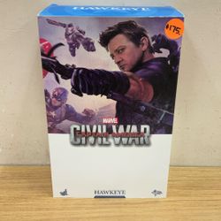 MARVEL CAPTAIN AMERICA CIVIL WAR HAWKEYE MMS 358 1/16TH SCALE COLLECTIBLE FIGURE.