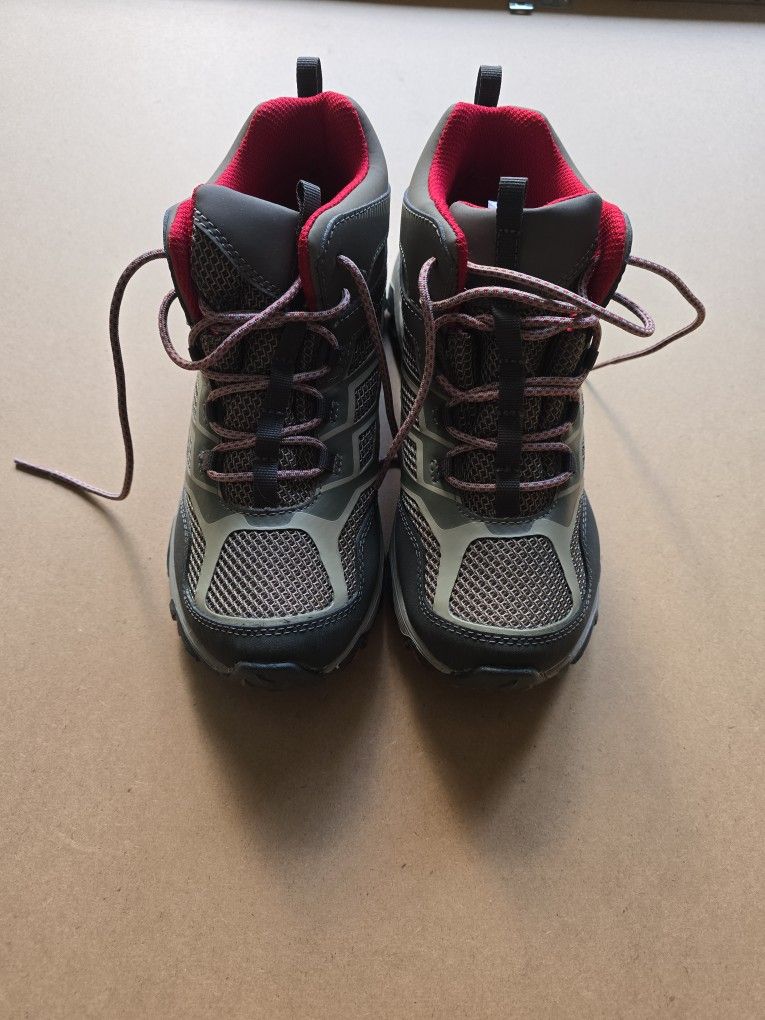 Merrell Hiking Boots, Youth 5.5 Wide