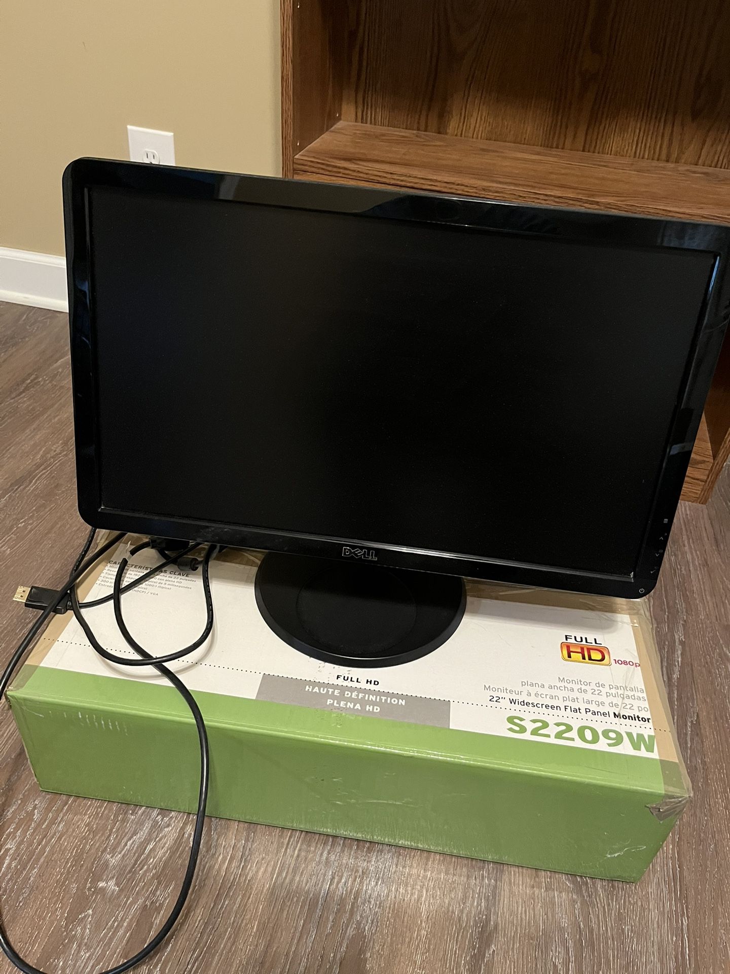 Dell 22” Widescreen Flat Panel Monitor