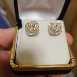 1 Diamond .75 Ct Earring