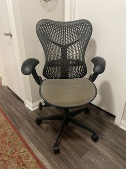 Herman Miller Mirra 1 Office Chair