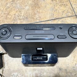 Sony Dream Machine iPod 30 Pin Dock Speaker alarm and radio