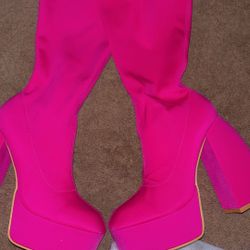 Women’s Pink Platform Boots Brand New