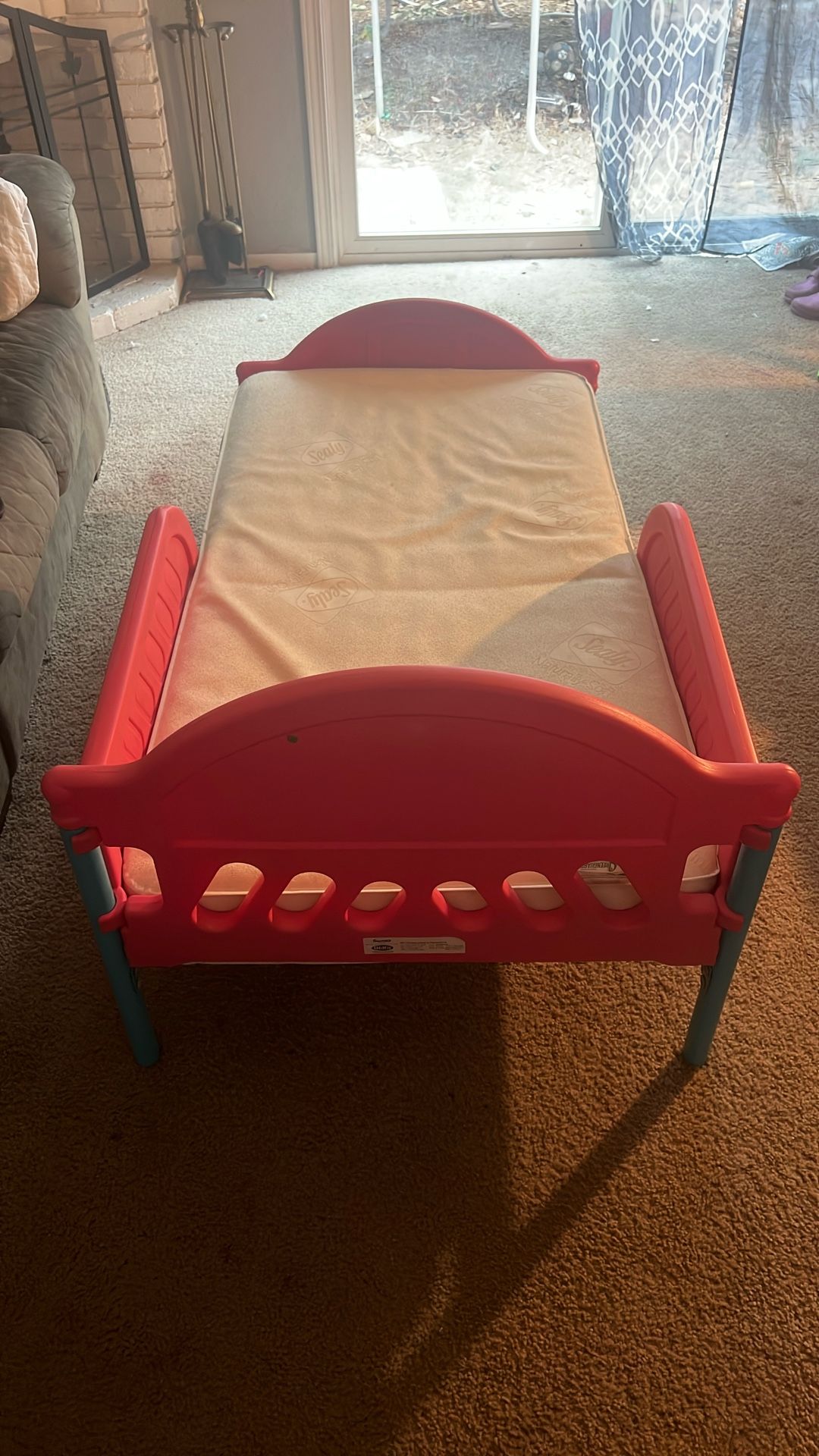 Girls Toddler bed