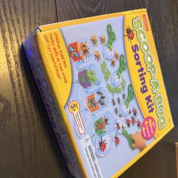 Scoop a big sorting kit