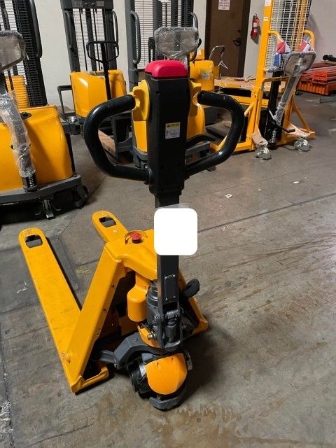 Brand New Electric Pallet Jack