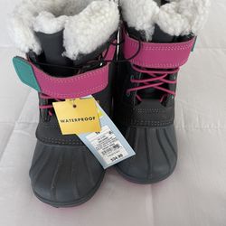 Kids Snow Boots Size 9,10 Waterproof 