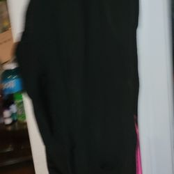 Large PINK workout capri Leggings