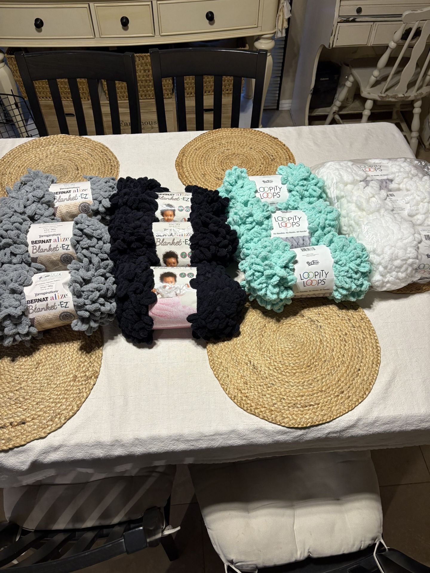 CROCHET,KNIT,CRAFTING-No Hooks, No Needles, Just hands