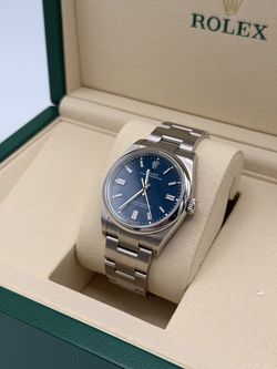 Rolex Oyster Perpetual 36 - 126000 - Med Blue Dial - 2026 - Full Set
