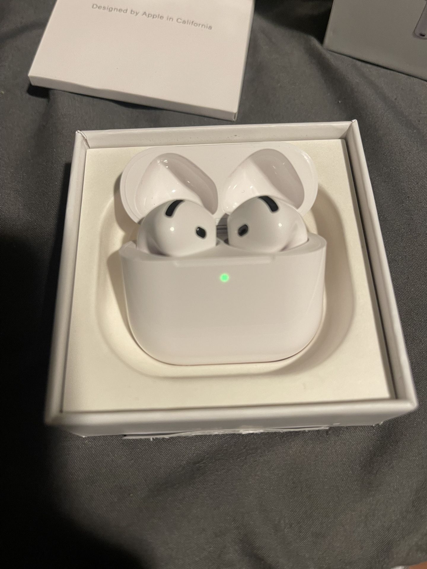 AirPod 4