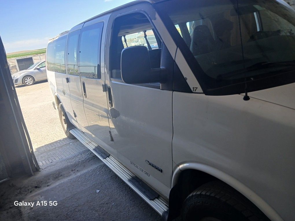 2006 Chevy Express