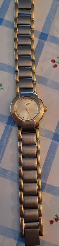 Ladies Vintage Timex Watch 