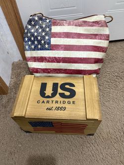 American flag purse & US cartridge/jewelry box