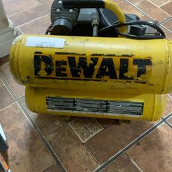 Dewalt Electric Compressor 4 Gallon 