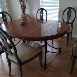 dining room table with 6 chairs