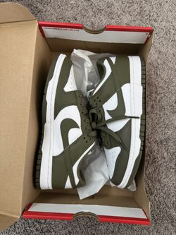 Nike (W) Dunk Low Olive 7.5W - Brand New