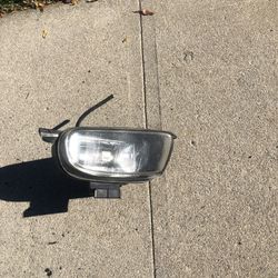 VW Eurovan OEM Fog light Passenger Side $50