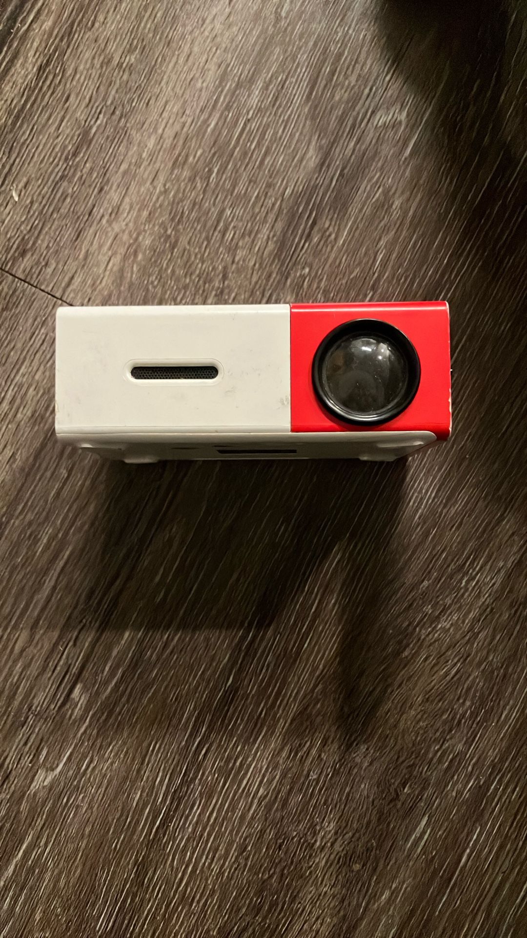 Mini Wi-Fi projector