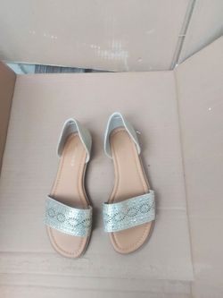 Andiamo Women's Sandals Shoes Size 8.5W