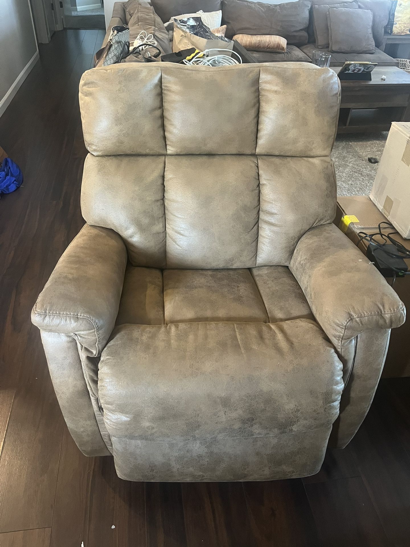 Electric Power Recliner Rocker Chair – Soft Suede, Excellent Condition