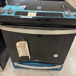 Stove W/Air Fry Oven
