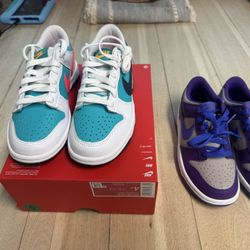  NIKE DUNKS SIZE 4 