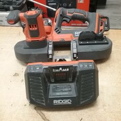 RIDGID R8604 18V Cordless Compact Band Saw Kit w/Battery & Charger 