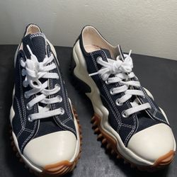 Shoes Converse Run Star Motion Canvas Platform Low sneakers  unisex Shoes Sneakers M6.5 W8 MAKE AN OFFER