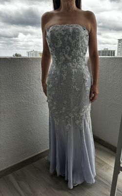 Gown size 2