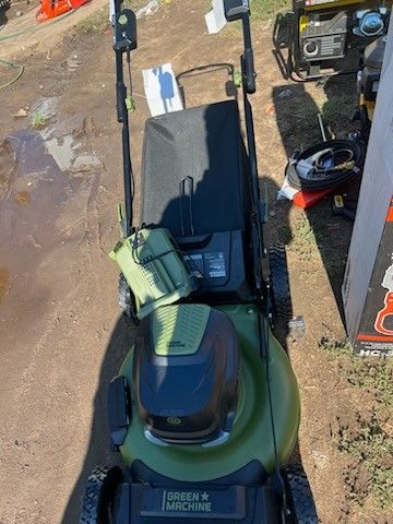 62V Brushless 22 in. Electric Cordless Battery Self- Propelled Lawn Mower with 2 4.0 Ah Batteries and Charger