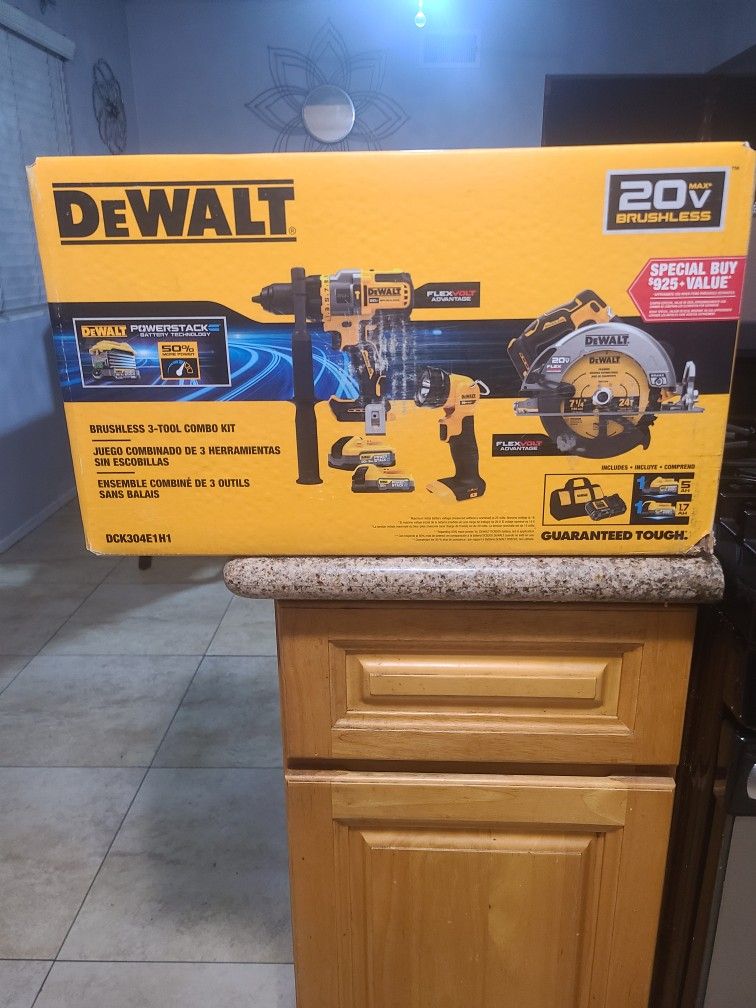 Dewalt Tool Set