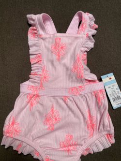 Baby girl pink romper