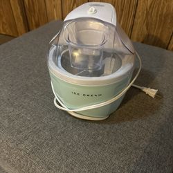 Ice Cream Maker