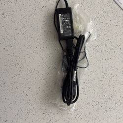 AC Adapter Laptop Lenovo