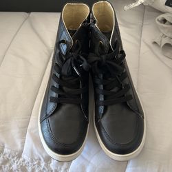 High Tops Tennis Shoes From Kid Pik 