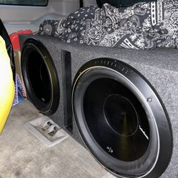 2 15s Rockford Fosgate P3s