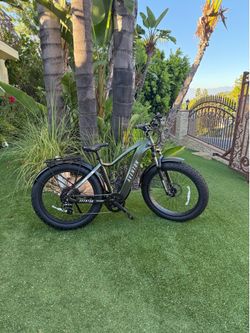 Aventon Aventure 2 Electric Bike - only 81 miles